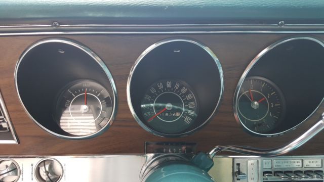 1968 WHITE Oldsmobile 442 4 DOOR SEDAN