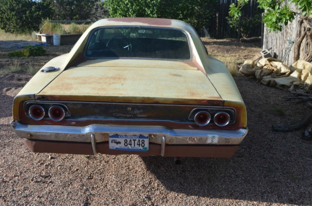 1968 Gold/primer Dodge Charger