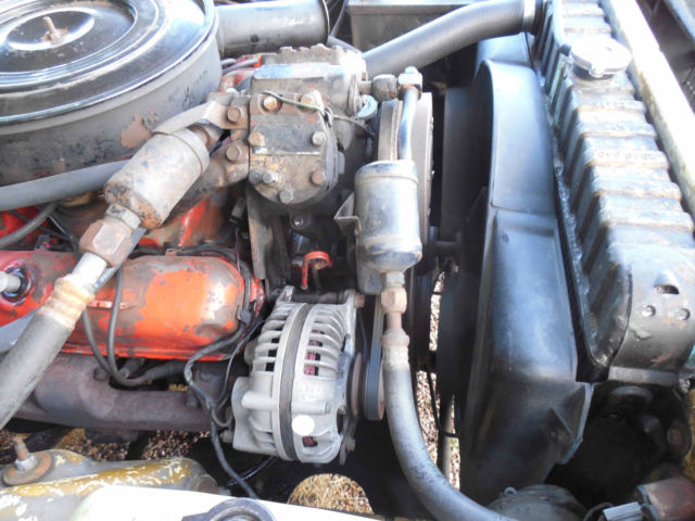 1968 Gold/primer Dodge Charger