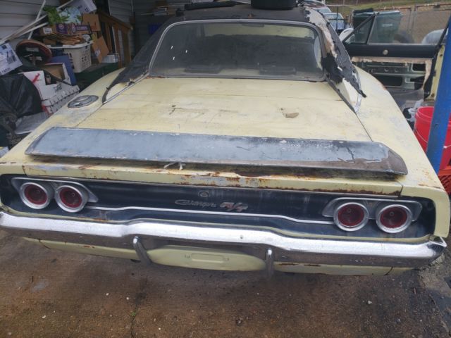 1968 Yellow Dodge Charger Coupe