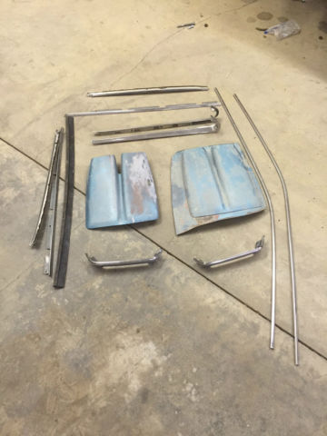 1968 blue Dodge Coronet