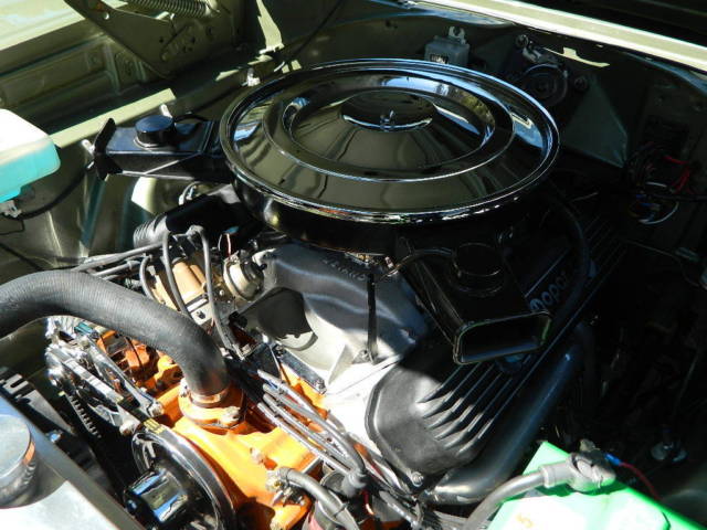 1968 Green Dodge Coronet Sedan