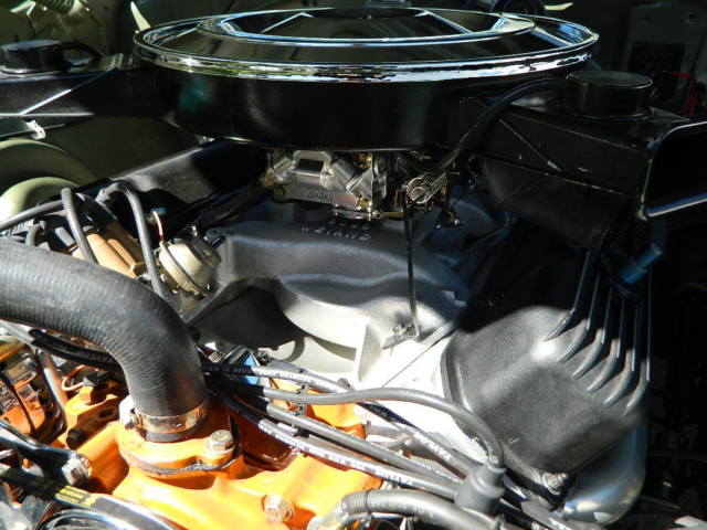 1968 Green Dodge Coronet Sedan