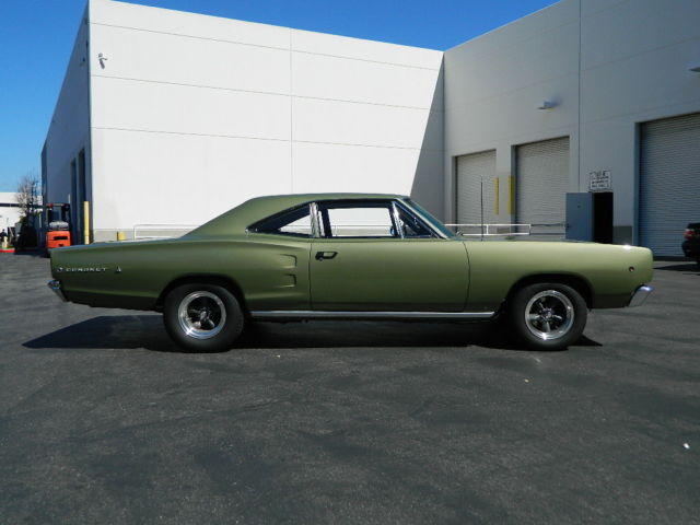 1968 Green Dodge Coronet Sedan