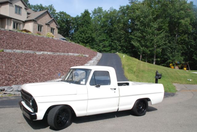 1968 White Ford F-100