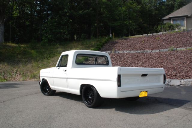 1968 White Ford F-100