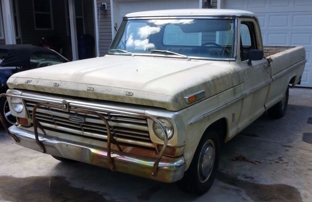 1968 Blue Ford F-100 Cab & Chassis