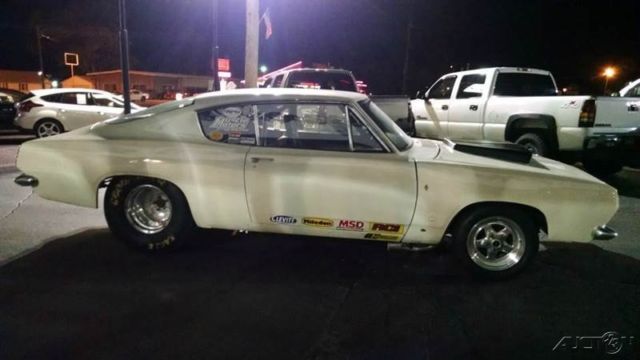 1968 Red Ford Mustang