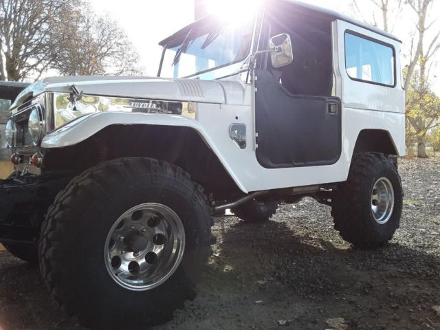 1968 White Toyota Land Cruiser