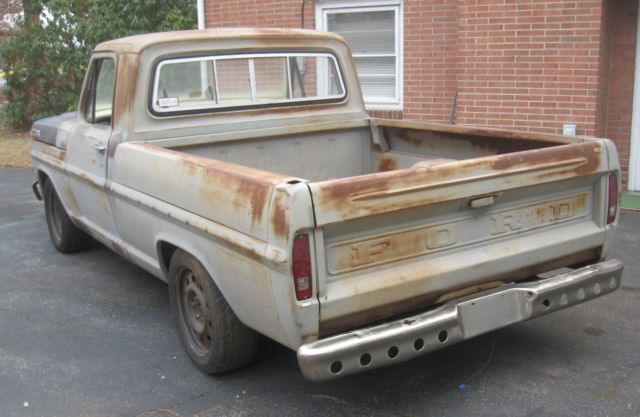 1968 Ford F-100 Standard Cab Pickup
