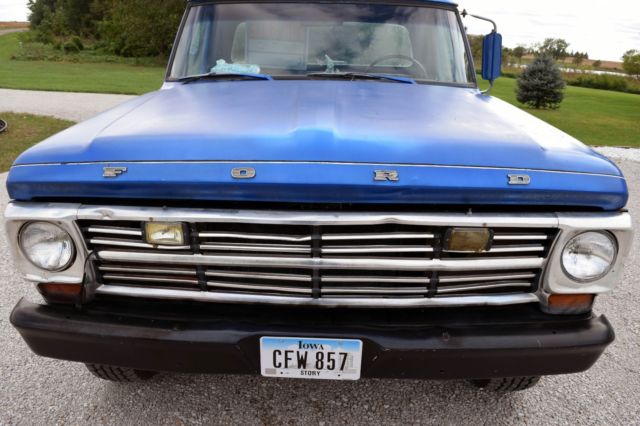 1968 Blue Ford F-100 Extended Cab Pickup