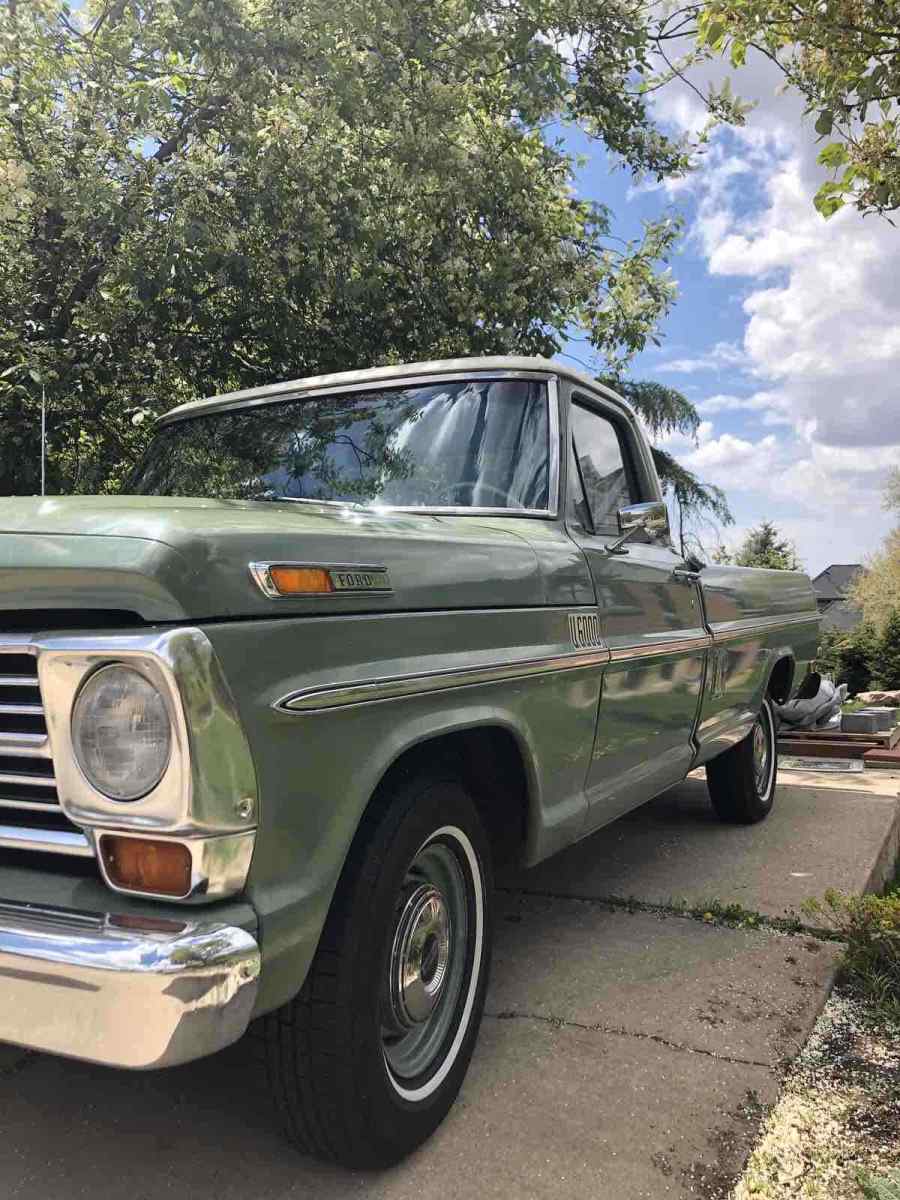 1968 Green Ford F-100 Standard Cab Pickup