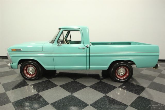 1968 Red Ford F-100