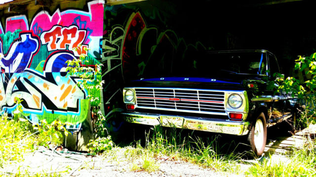 1968 Deep Blue Ford F-100