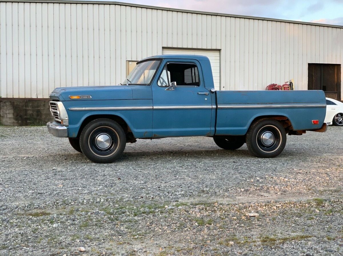1968 Ford F-100 Standard Cab Pickup