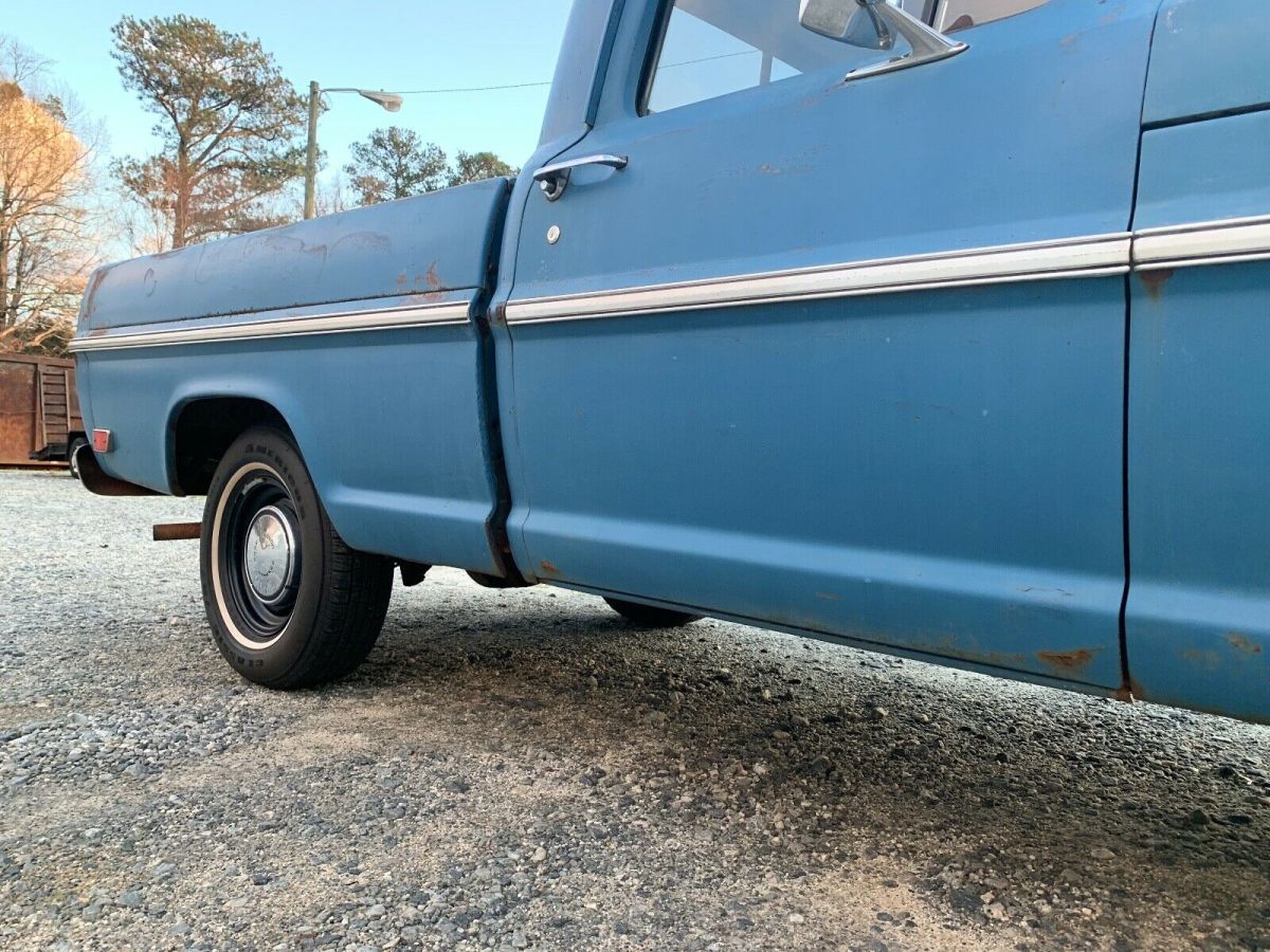 1968 Ford F-100 Standard Cab Pickup