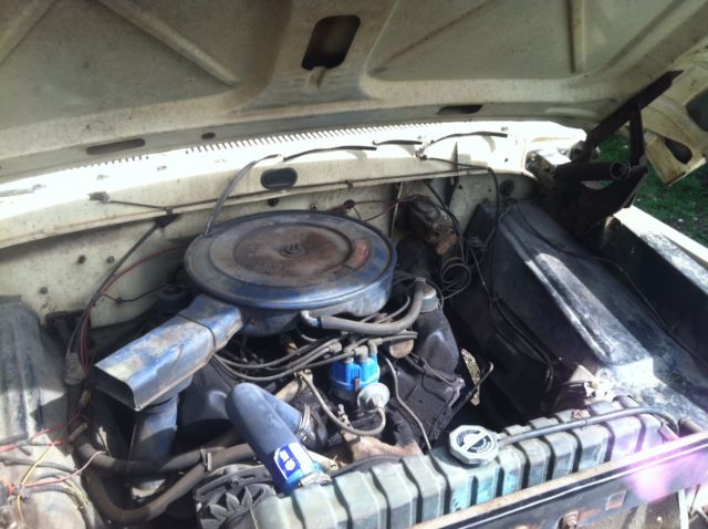 1968 Yellow Ford F-250 U/K