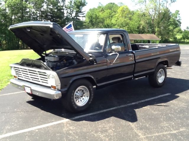 1968 Gun metal grey Ford F-250 Standard Cab Pickup