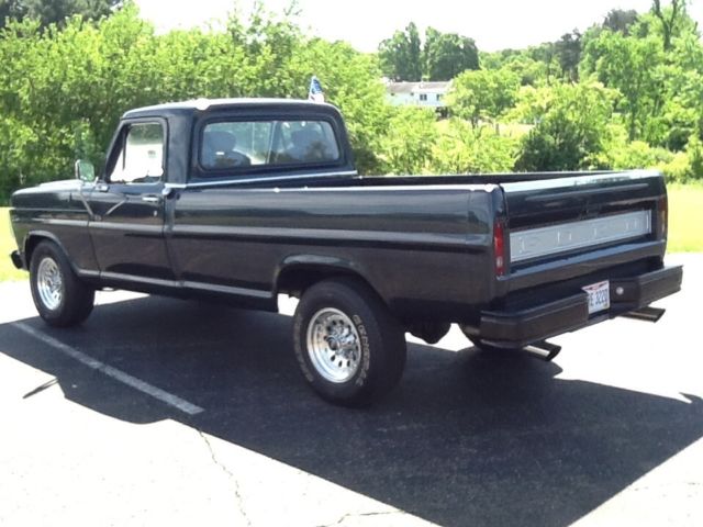 1968 Gun metal grey Ford F-250 Standard Cab Pickup
