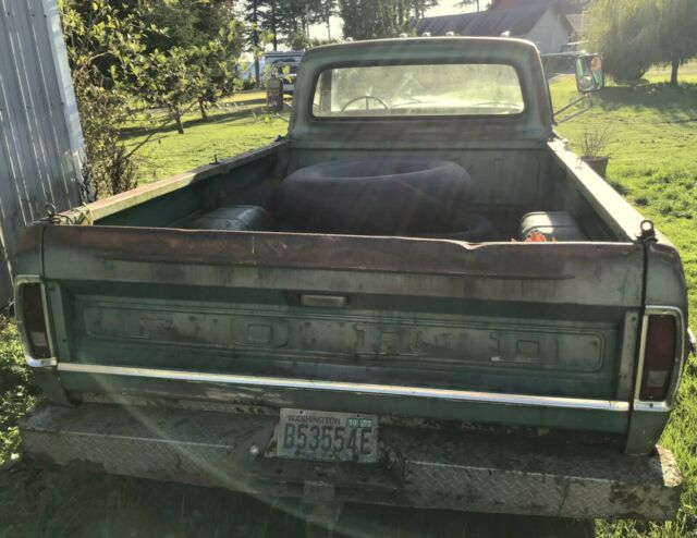 1968 Green Ford F-100 Standard Cab Pickup