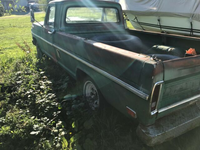 1968 Green Ford F-100 Standard Cab Pickup
