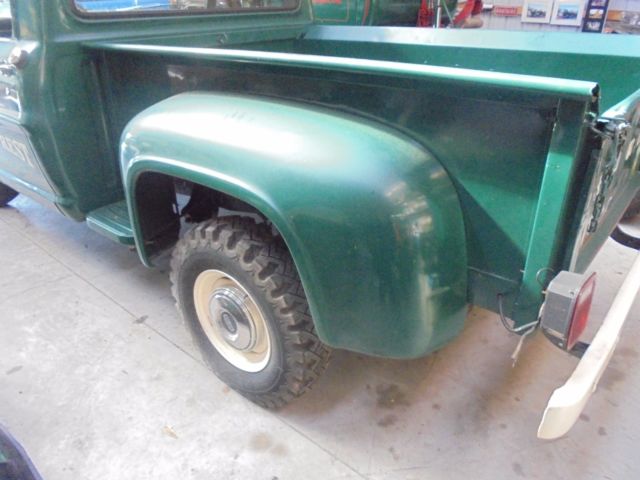 1968 green Ford F-100