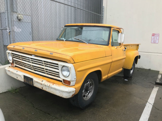 1968 Ford G (Yellow) Ford F-250 Crew Cab Pickup