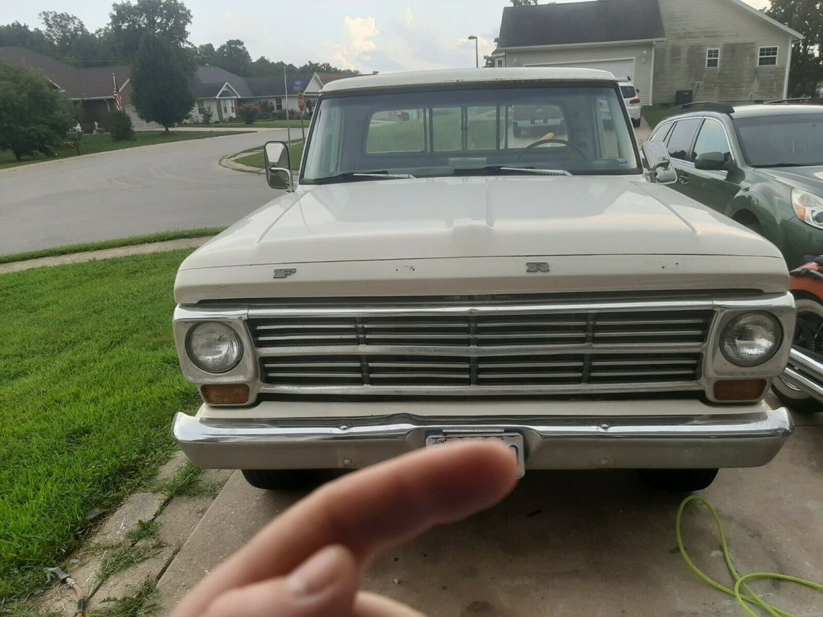 1968 White Ford F-250 Standard Cab Pickup