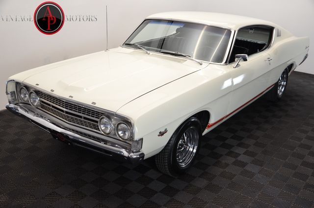 1968 White Ford Fairlane --