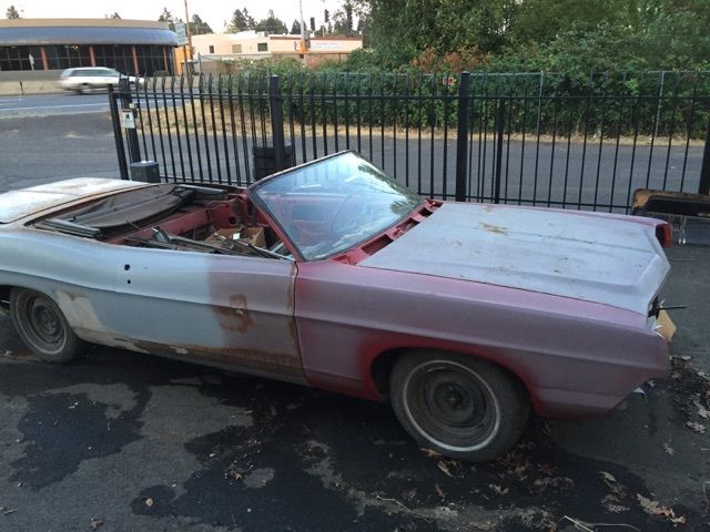 19680000 Red Ford Galaxie Converitble-2 door