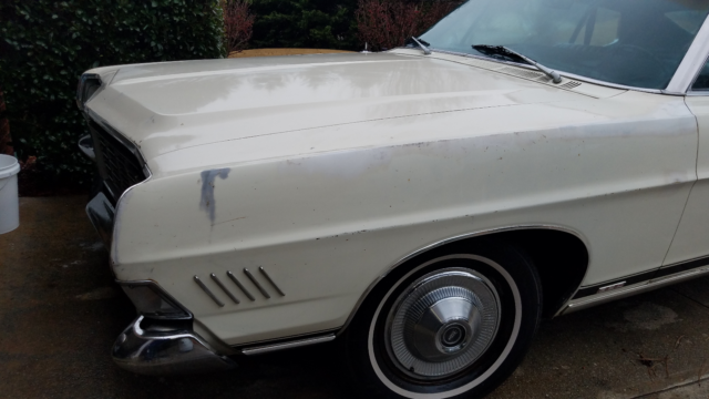 1968 White Ford Galaxie 2Drs Fastback