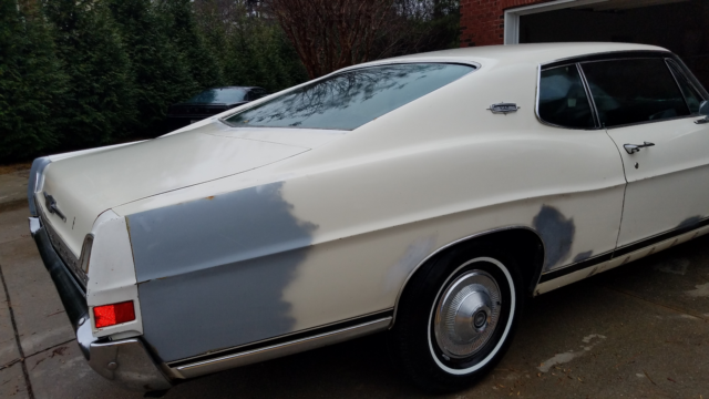 1968 White Ford Galaxie 2Drs Fastback