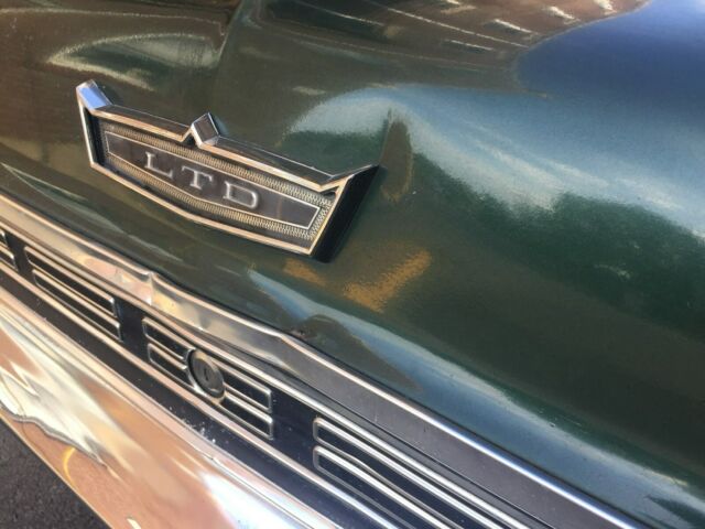 1968 Green Ford LTD Sedan