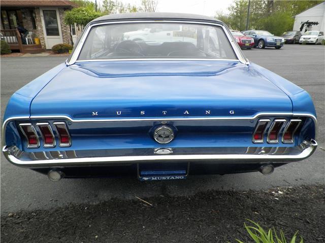 1968 Blue Ford Mustang 2dr