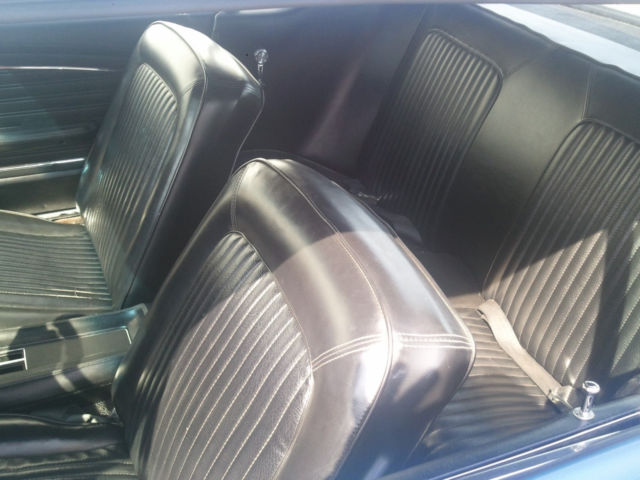 1968 Blue Ford Mustang