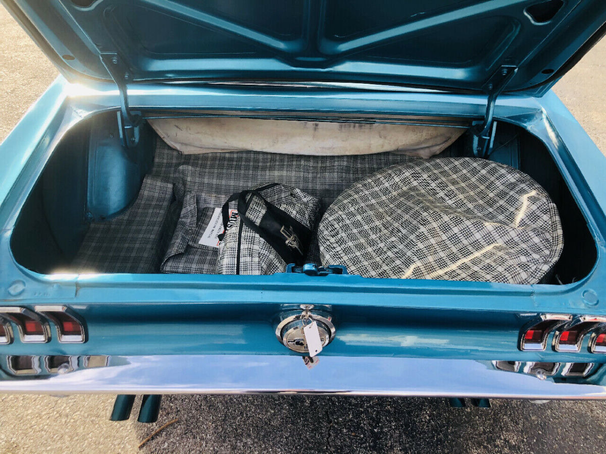 1968 Blue Ford Mustang --