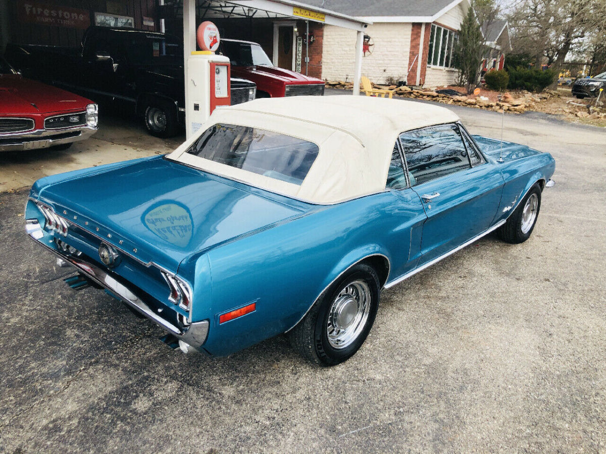 1968 Blue Ford Mustang --