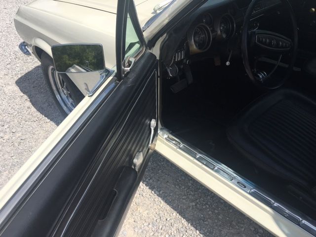 1968 Off white Ford Mustang Convertible