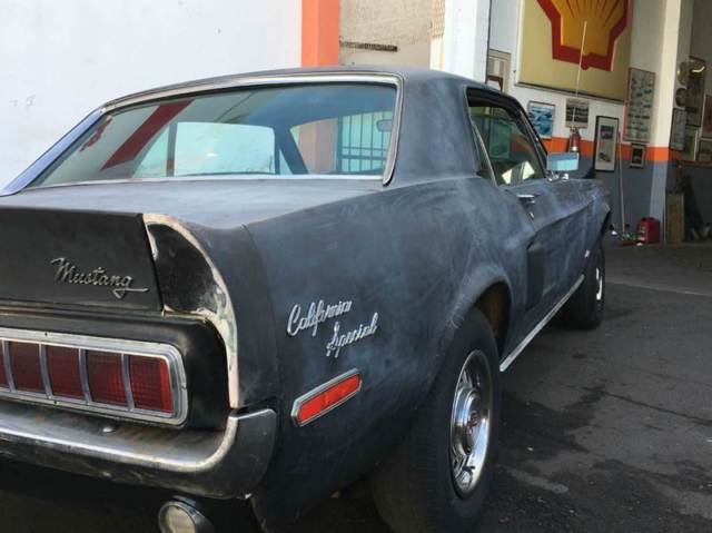 1968 BLACK Ford Mustang