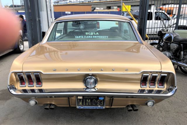 1968 Gold Ford Mustang