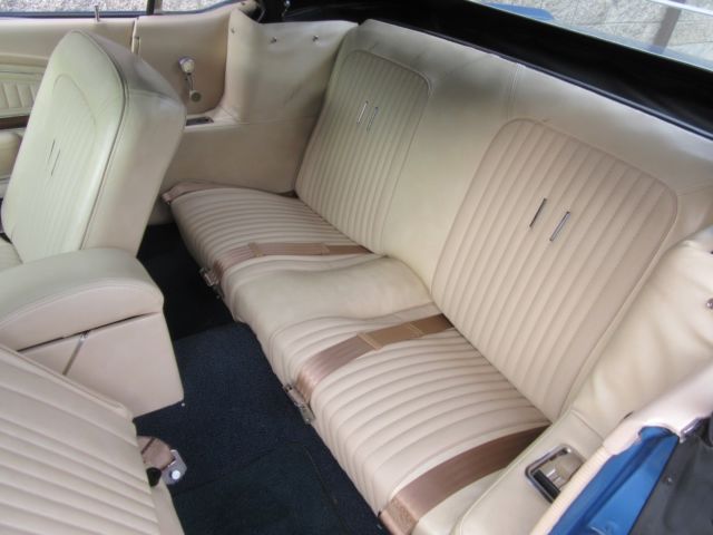 1968 Acapulco blue Ford Mustang