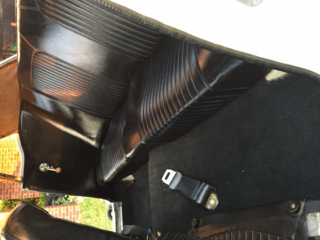 1968 meadowlark yellow Ford Mustang Coupe