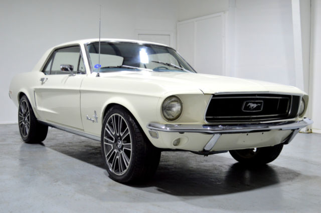 1968 White Ford Mustang Coupe