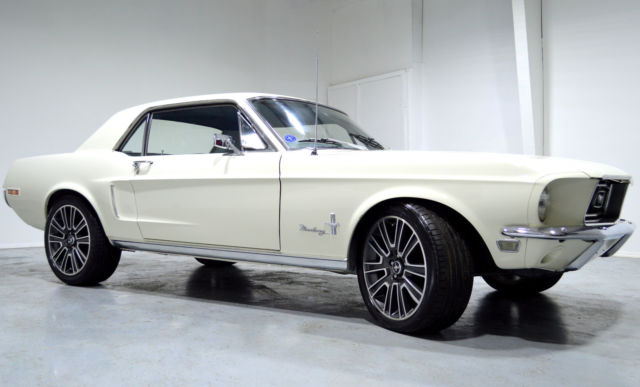 1968 White Ford Mustang Coupe
