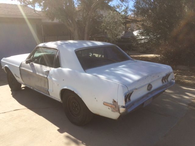 1968 White Ford Mustang U/K