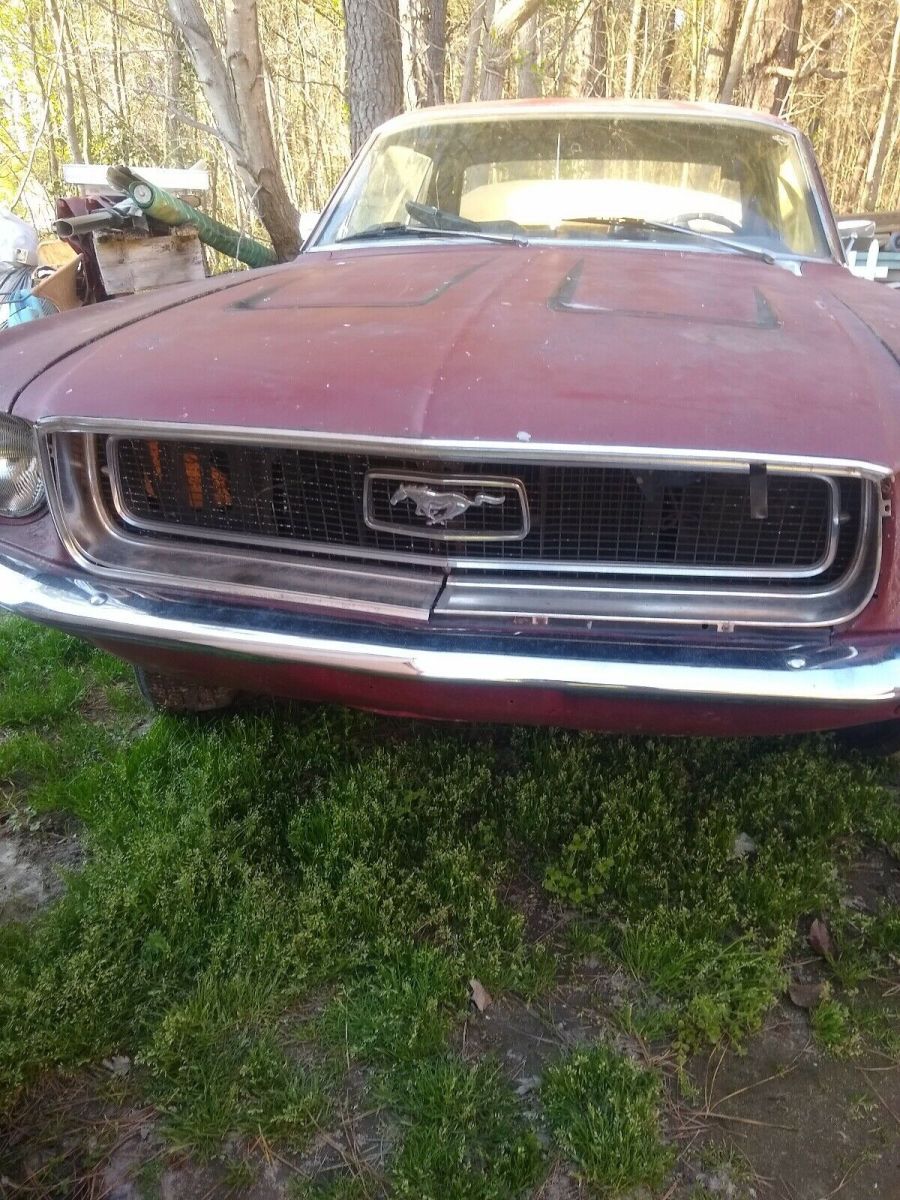 1968 Red Ford mustang Sedan