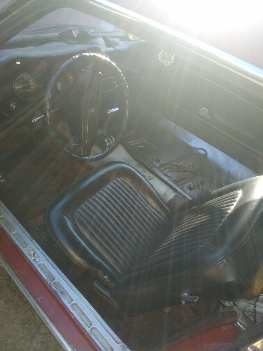 1968 Red Ford mustang Sedan