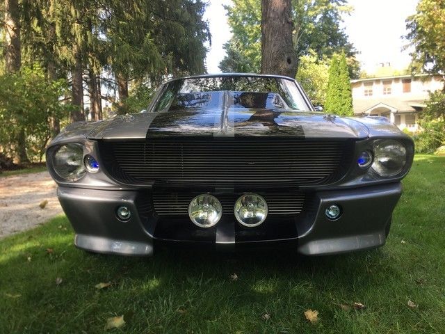 1968 Gray Ford Mustang 2 DOOR