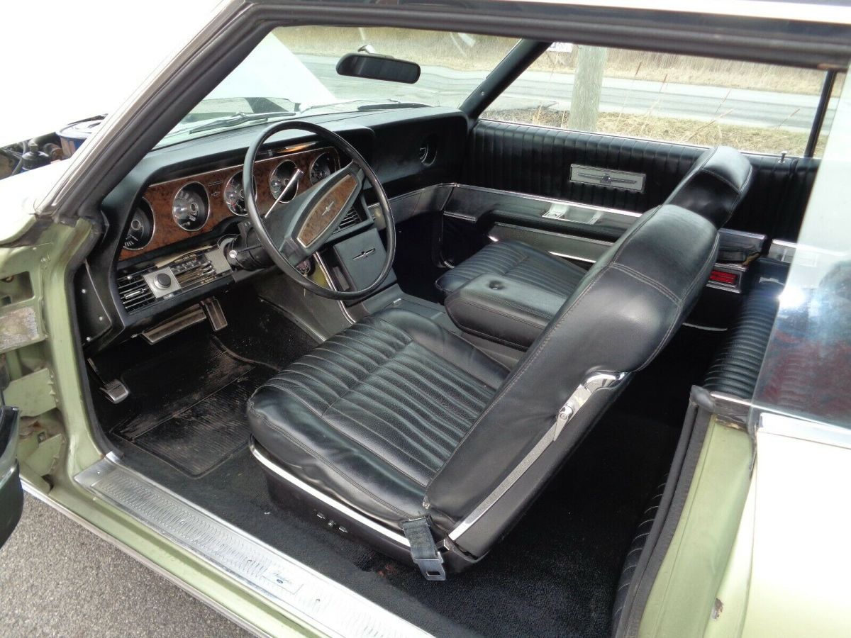 1968 Green Ford Thunderbird Coupe