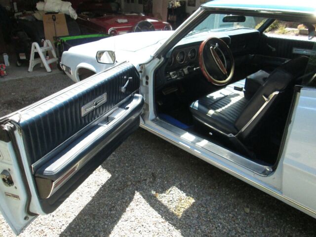 1968 Blue Ford Thunderbird Coupe